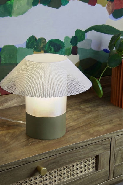 Lampe Argi Vert - lampe à poser imprimée en 3D en bioplastique - PRZ